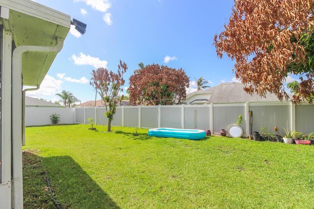 2718 SW Hamilton Avenue, Port St. Lucie, FL 34987