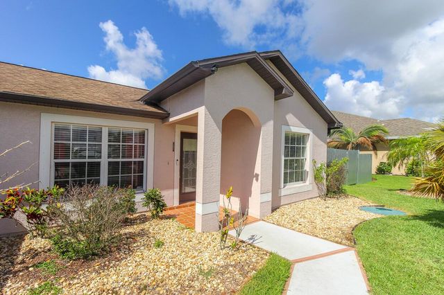 2718 SW Hamilton Avenue, Port St. Lucie, FL 34987