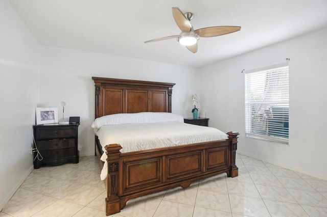 2718 SW Hamilton Avenue, Port St. Lucie, FL 34987