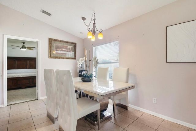 2718 SW Hamilton Avenue, Port St. Lucie, FL 34987