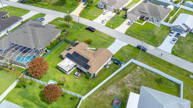2718 SW Hamilton Avenue, Port St. Lucie, FL 34987