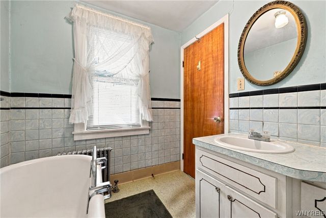 131 Farmer Street, Buffalo, NY 14207