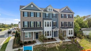 100 Freeman DR, Hampton, VA 23666