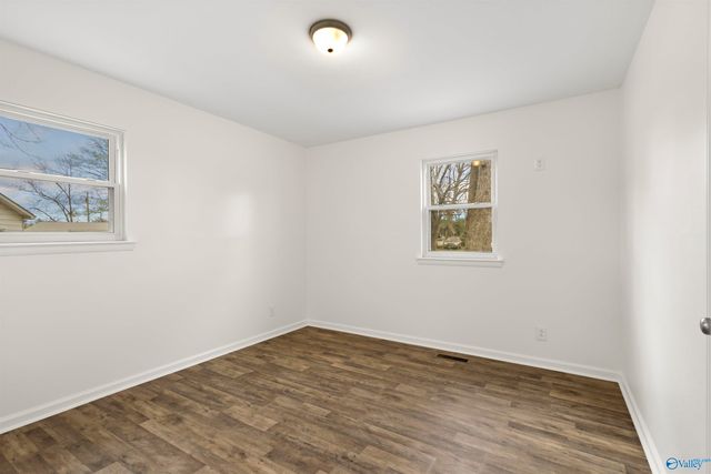 1519 Phillips Avenue, Decatur, AL 35603