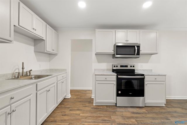 1519 Phillips Avenue, Decatur, AL 35603