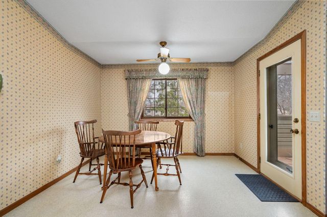 9805 Palm Street NW 201, Coon Rapids, MN 55433