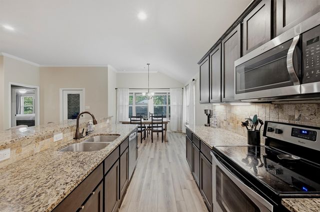 3020 W Loy Lake Road, Denison, TX 75020