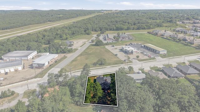 3020 W Loy Lake Road, Denison, TX 75020