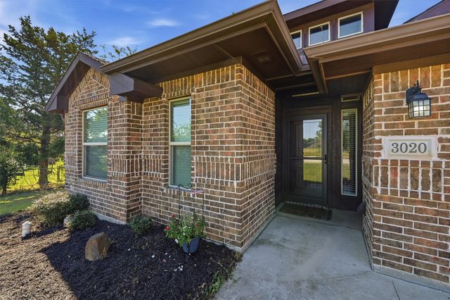 3020 W Loy Lake Road, Denison, TX 75020