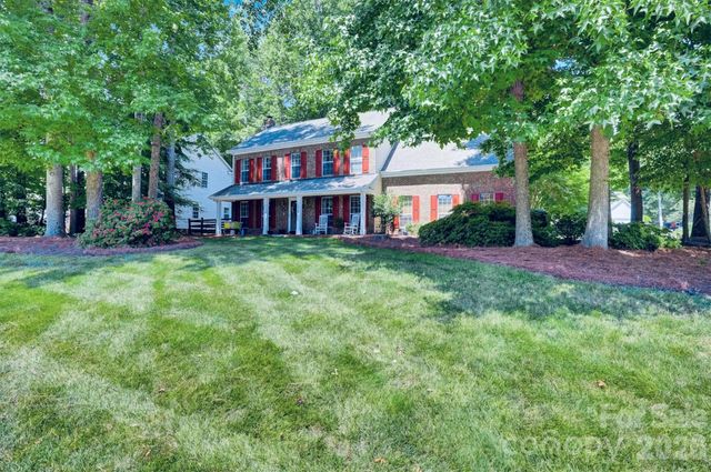2908 Pinewood Hill Drive, Matthews, NC 28105