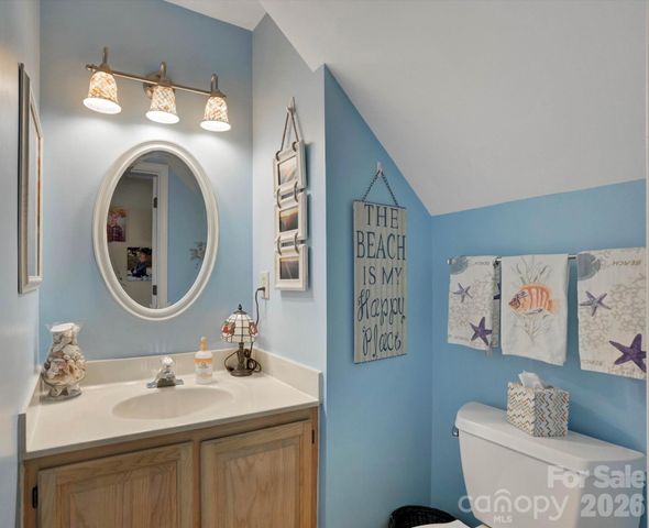 2908 Pinewood Hill Drive, Matthews, NC 28105