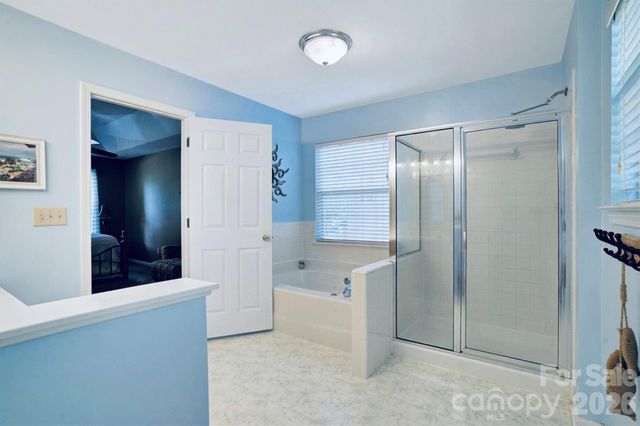 2908 Pinewood Hill Drive, Matthews, NC 28105