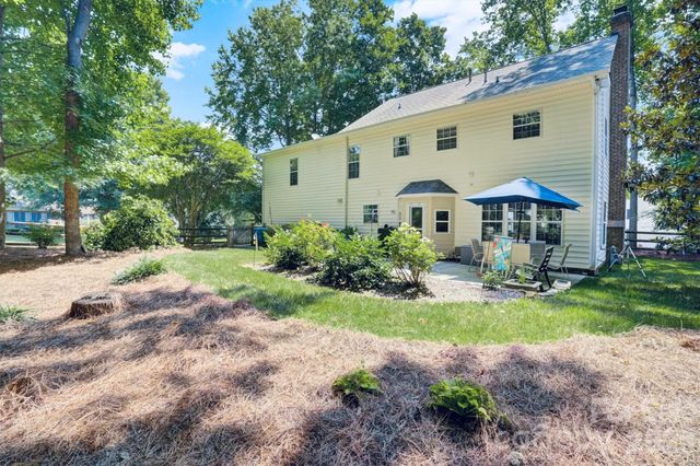 2908 Pinewood Hill Drive, Matthews, NC 28105