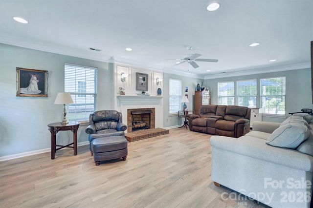 2908 Pinewood Hill Drive, Matthews, NC 28105