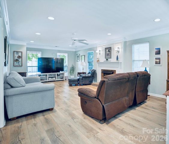2908 Pinewood Hill Drive, Matthews, NC 28105