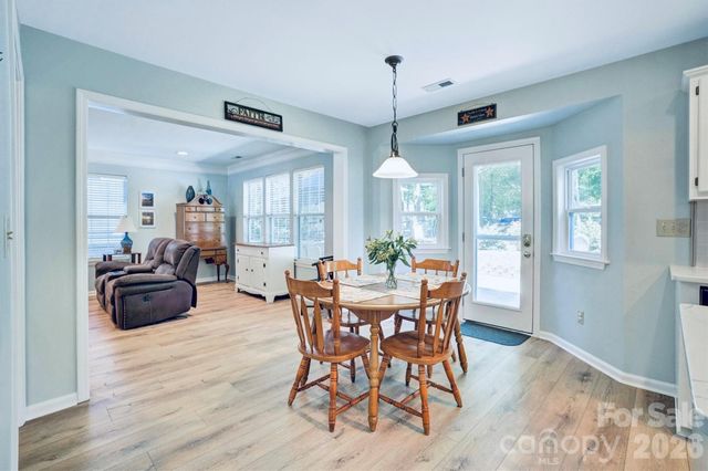 2908 Pinewood Hill Drive, Matthews, NC 28105