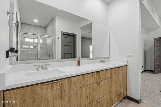 674 Davis Greenwood Court, Vinton, TX 79821