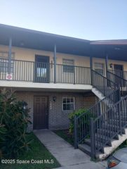 2997 Sir Hamilton Circle 10, Titusville, FL 32780