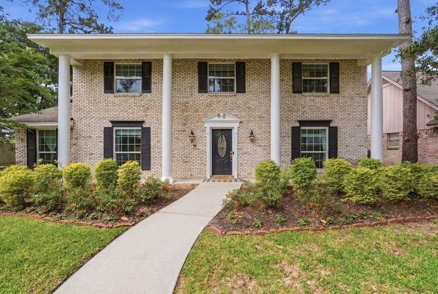 16807 Memorial Oaks Ln, Spring, TX 77379