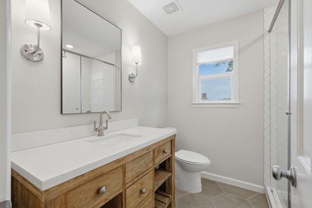 16807 Memorial Oaks Ln, Spring, TX 77379