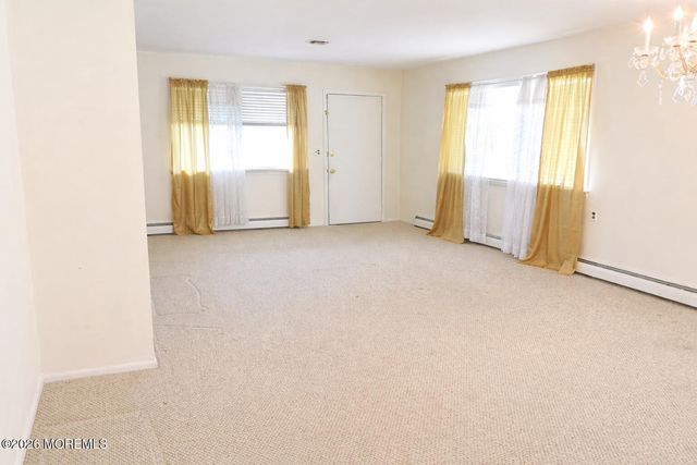 23 Barbados Drive S, Toms River, NJ 08757