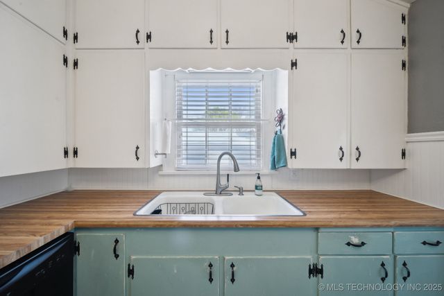 1225 S Delaware Avenue, Okmulgee, OK 74447