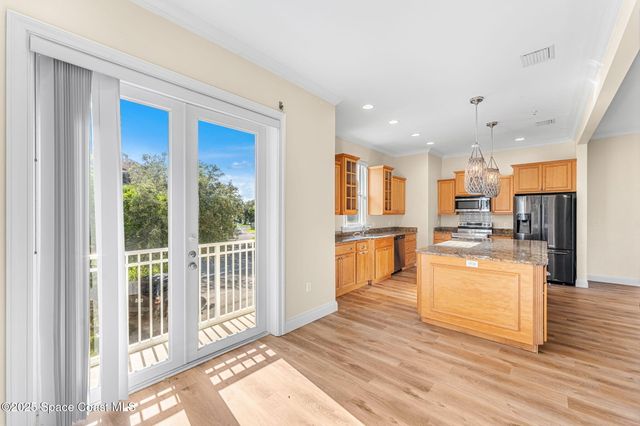 890 NE Vignoles Avenue NE 6, Palm Bay, FL 32905