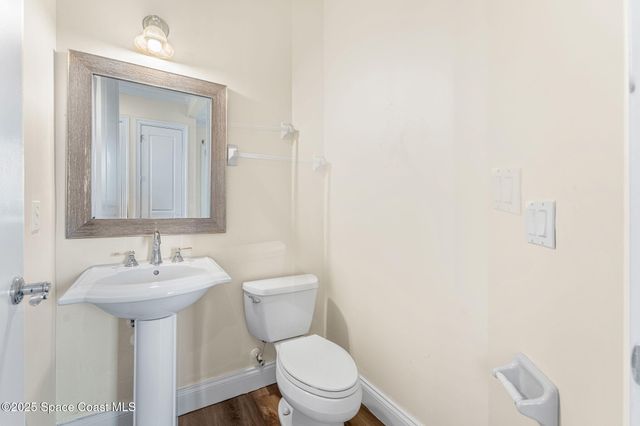 890 NE Vignoles Avenue NE 6, Palm Bay, FL 32905