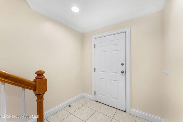 890 NE Vignoles Avenue NE 6, Palm Bay, FL 32905