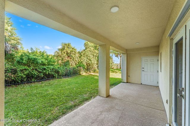 890 NE Vignoles Avenue NE 6, Palm Bay, FL 32905