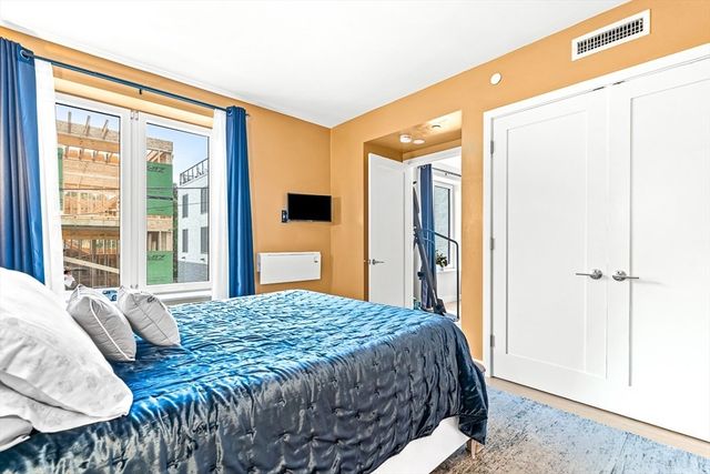 932 Broadway 208, Chelsea, MA 02150