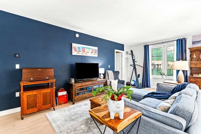 932 Broadway 208, Chelsea, MA 02150