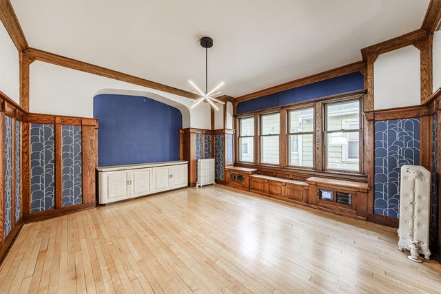 1574 S 79th STREET, West Allis, WI 53214