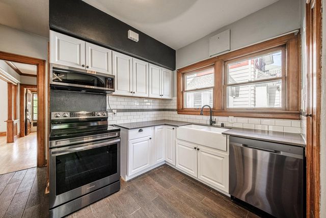 1574 S 79th STREET, West Allis, WI 53214