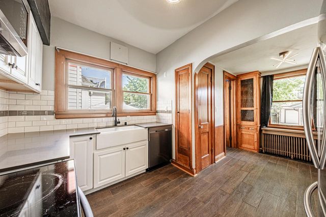 1574 S 79th STREET, West Allis, WI 53214