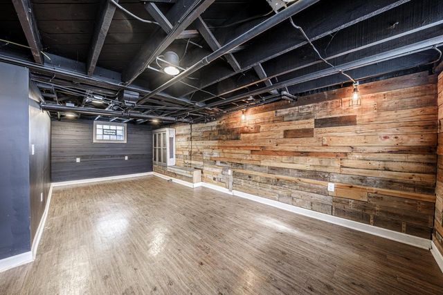 1574 S 79th STREET, West Allis, WI 53214