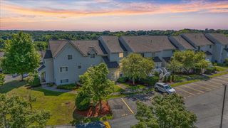 100 Merrimack Ave 77, Dracut, MA 01826