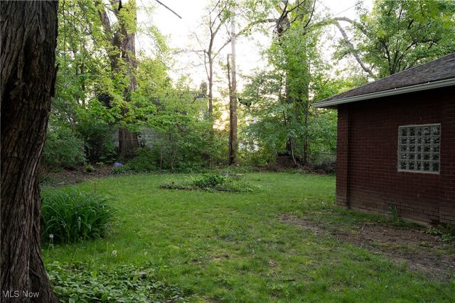 4312 Helena Avenue, Youngstown, OH 44512