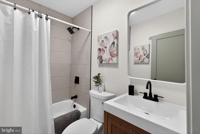 749 S 52ND ST, Philadelphia, PA 19143