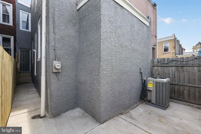 749 S 52ND ST, Philadelphia, PA 19143