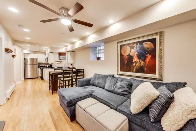 3117 N Orchard Street GE, Chicago, IL 60657