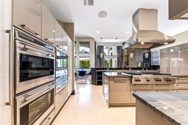 1203 NW 121st Avenue, Plantation, FL 33323