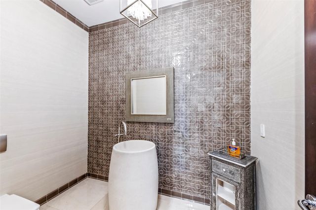 1203 NW 121st Avenue, Plantation, FL 33323