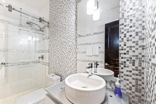 1203 NW 121st Avenue, Plantation, FL 33323