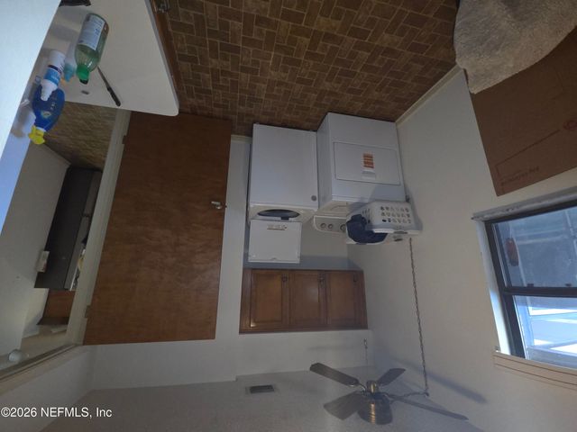 6030 ROYAL Circle, Jacksonville, FL 32277