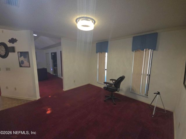 6030 ROYAL Circle, Jacksonville, FL 32277