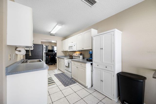 2802 93RD COURT E, Palmetto, FL 34221