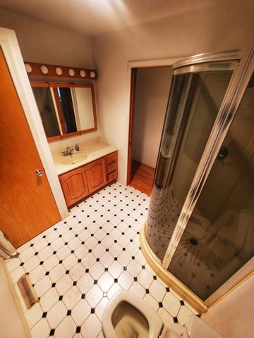 2220 Oriole Trail, Long Beach, IN 46360