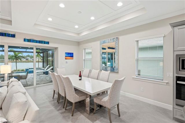 8795 Calypso CT, Naples, FL 34112
