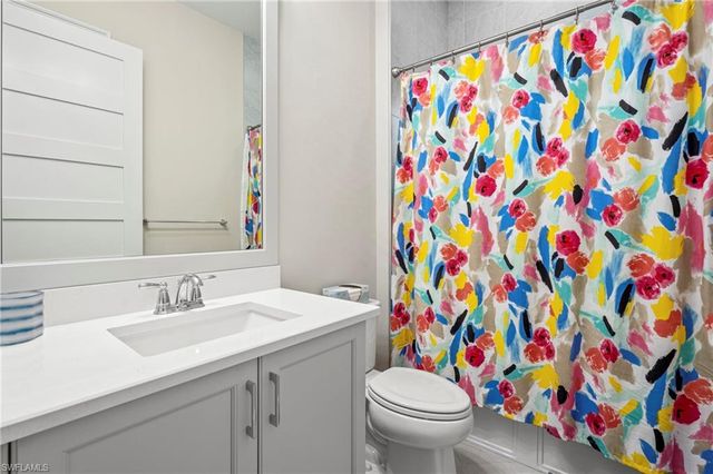 8795 Calypso CT, Naples, FL 34112